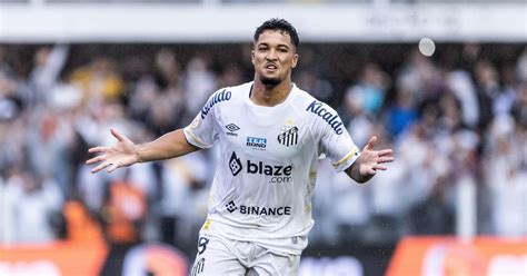 Marcos Leonardo Do Santos Fez Mais Gols Do Que Os Tr S Centroavantes