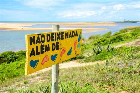 10 Melhores Praias do Espírito Santo Expedição pelo Litoral Capixaba