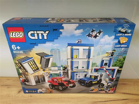 Nowe Klocki Lego City Posterunek Policji Policja Warszawa W Ochy