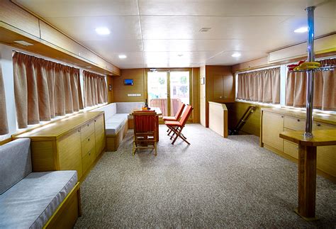 Фото и характеристики стальной моторной яхты Popilov 19.99м | elling ...