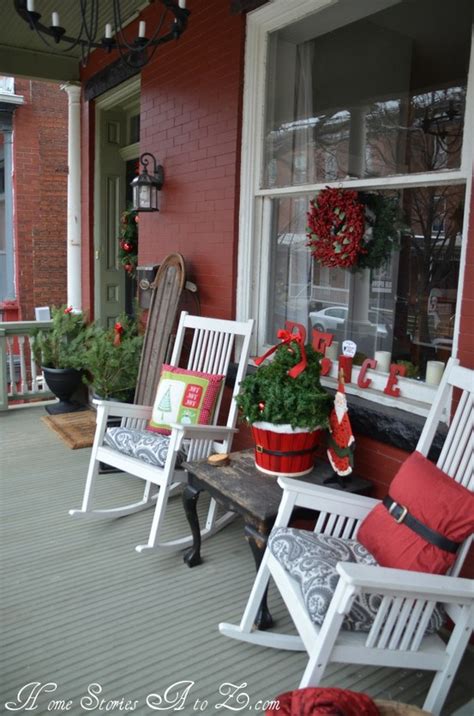 70 Cool Christmas Porch Décor Ideas DigsDigs