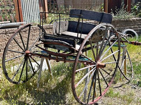 Antique Buckboard Wagon Yard Art Rustic Ranch Decor Wheelbarrows