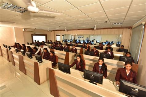 TIT Bhopal: Admission, Fees, Courses, Placements, Cutoff, Ranking