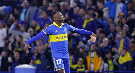 Cuánto paga un gol de Luis Advíncula a Platense