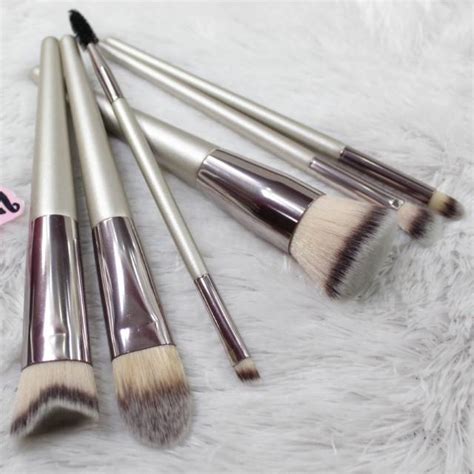 Jual Nude Metallic Brush Set Makeup Pcs Shopee Indonesia