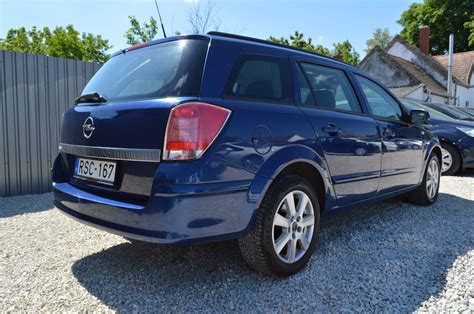 Eladó használt OPEL ASTRA H Caravan 1 4 Essentia Pápa Veszprém megye