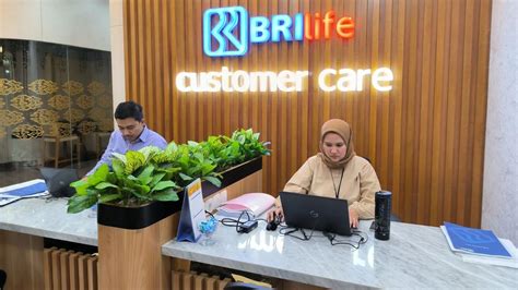 Ojk Restui Rencana Spin Off Unit Syariah Asuransi Bri Life Bisnis