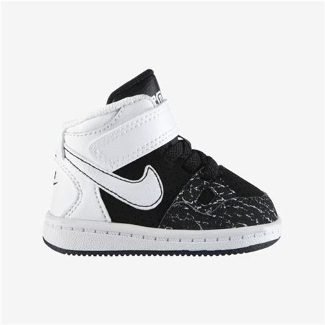 baby boy nike infant shoes | Boys Girls Baby & Toddler All Kids' NIKEiD | Baby girl shoes nike ...