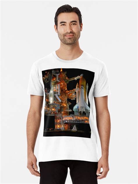 Space Shuttle Discovery Launch Pad Essential T Shirt By Impactees