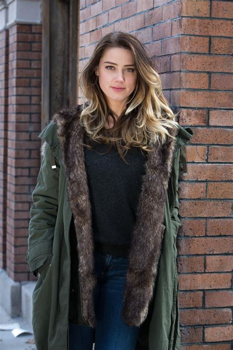 I D Love To Fuck Amber Heard Dressed Like This Scrolller