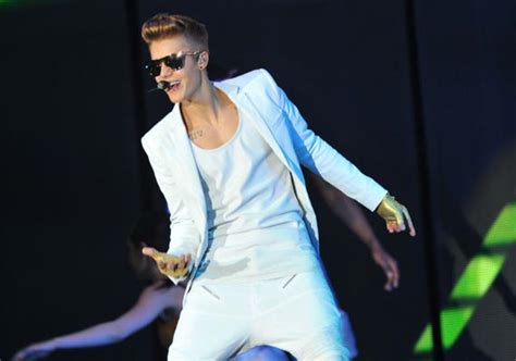 Justin Bieber Reaches 40 Million Twitter Followers India Tv