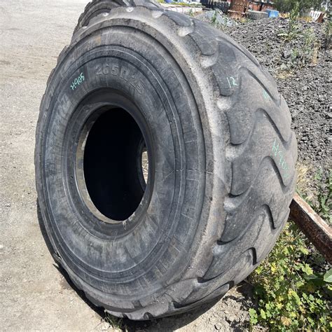 26 5R25 Michelin OTR Tire E 3 L 3 XHA2 2 Star CONDITION UsedTREAD