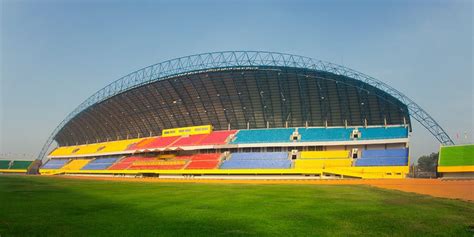 Ini Stadion Sepakbola Termegah Terbaik Dan Terbesar Di Indonesia