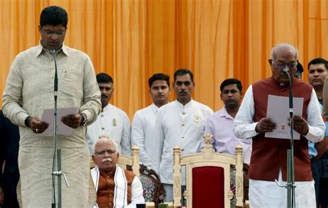 Manohar Lal Khattar Takes Oath As Haryana Cm For Second Term Top