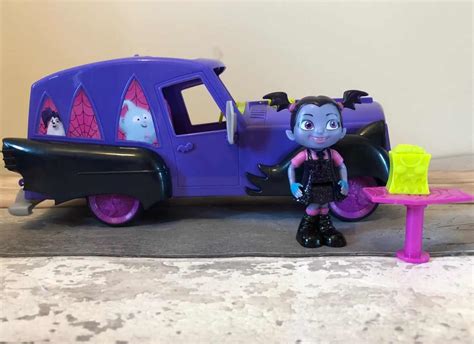 Vampirina Toy Collection Review ~ Rachel Bustin