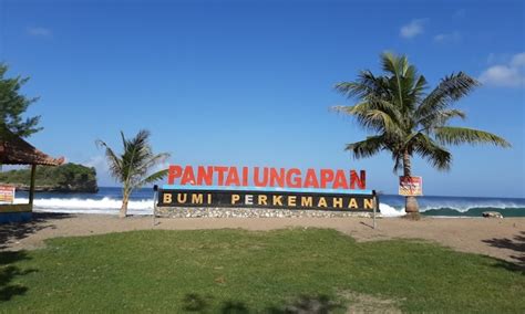 Pantai Ungapan Pesona Pantai Indah Dan Eksotis Di Malang WisataHits