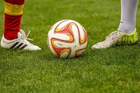 royalty  photo preparing soccer team standing  goal net
