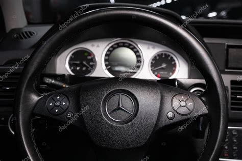 Novosibirsk Rusia De Abril Mercedes Benz Glk Class Primer