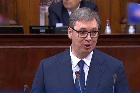 Vučić položio zakletvu želi da bude predsednik svih i predsednik za