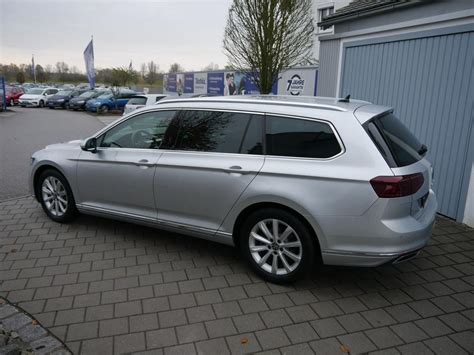 Volkswagen Passat Variant Elegance 2 0 TDI DPF DSG AHK ACC