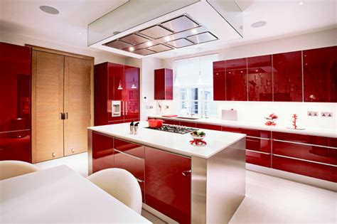 17 Passionate Red Kitchen Designs That You Must See