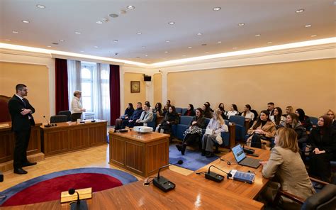 Ustavni Sud Bosne I Hercegovine Posjet Studenata Pravnog Fakulteta