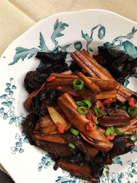Chinese tofu skin shiitake and black fungus recipe – Artofit