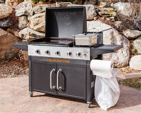 Blackstone 5 Burner Free Standing Liquid Propane 48000 Btu Gas Grill With Side Burner And