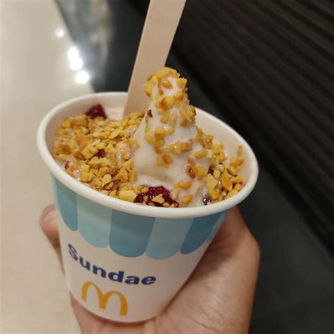 McDonald’s Sundae Reviews | abillion