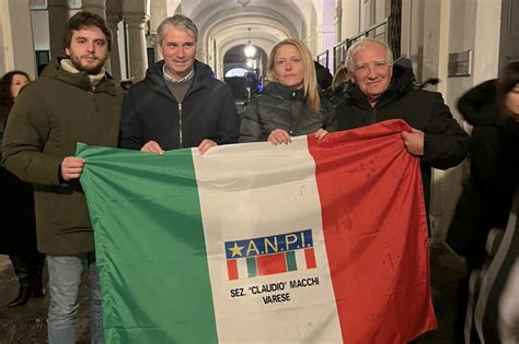 Presidio Antifascista A Palazzo Estense Il Pd Ottocento Persone