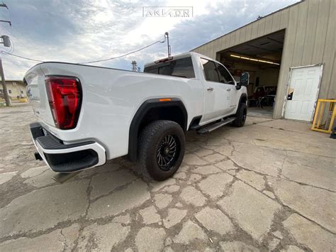 2021 Gmc Sierra 2500 Hd Wheel Offset Aggressive 1 Outside Fender Stock 1701186 Arkon Off Road