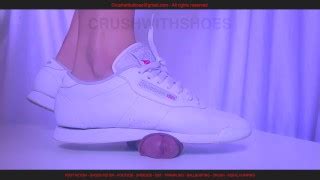 Free Trampling Table Porn Videos From Thumbzilla