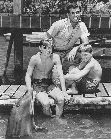 Flipper Old Tv Shows Childhood Tv Shows 60s Tv Shows