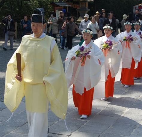 Death And Funerals In Japanese Culture Owlcation