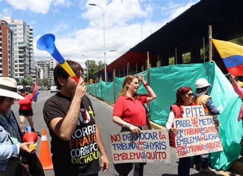 Un grupo de ciudadanos se opone a la demolición de la Tribuna De Los Shyris