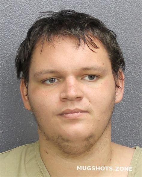 EPPS CHANDLER JAMES 04 03 2021 Broward County Mugshots Zone