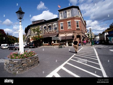 Downtown Woodstock Vermont USA Stock Photo - Alamy