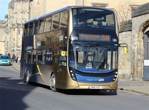 Stagecoach Oxfordshire Gold Enviro 400MMC SN66 VZD 10782 Flickr