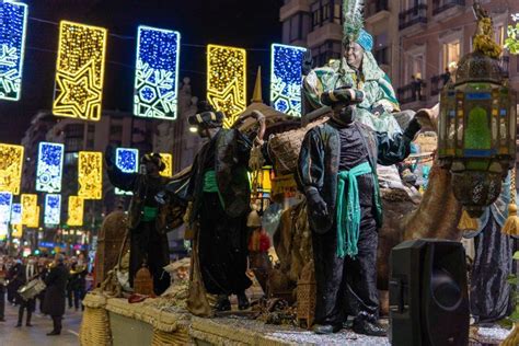 Los Pajes Reales Recoger N Las Cartas De Los Ni Os De Alicante En La