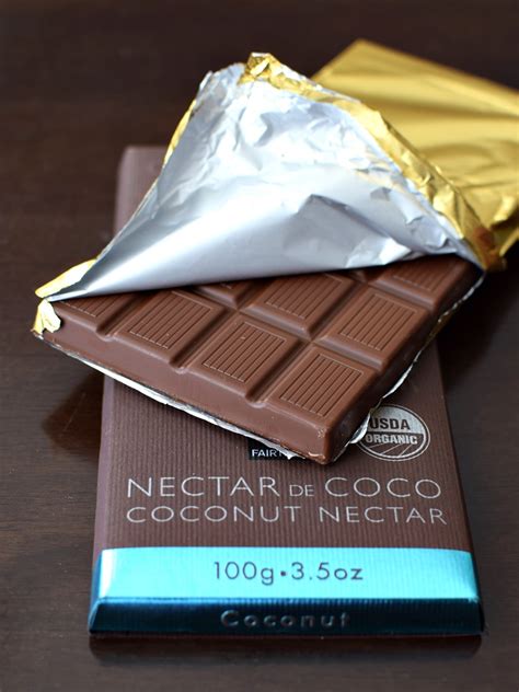 Chocolat Stella Organic Swiss Dark Chocolate Bars Review