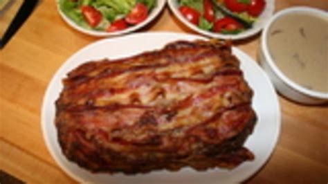 Hearty Country Meatloaf with Sour Cream Gravy Recipe - Food.com