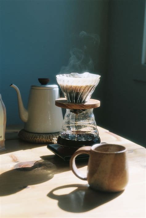 Coffee Shot Pour Over Coffee Coffee Cafe Coffee Brewing Coffee Break Coffee Drinks Coffee