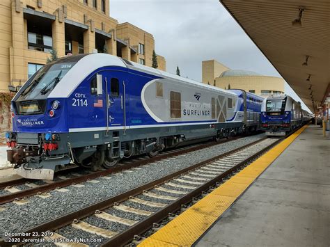 Trains at L.A.-Union Station (Metrolink and Amtrak) - Photos Page 4 ...