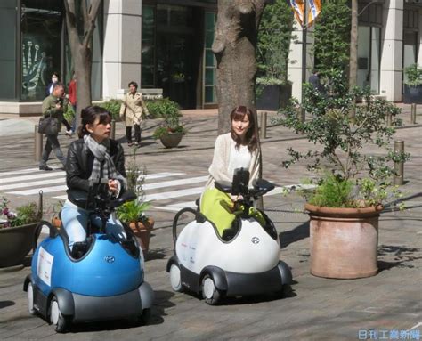 介護用1人乗り電動車、東京観光の切り札に！？｜ニュースイッチ By 日刊工業新聞社