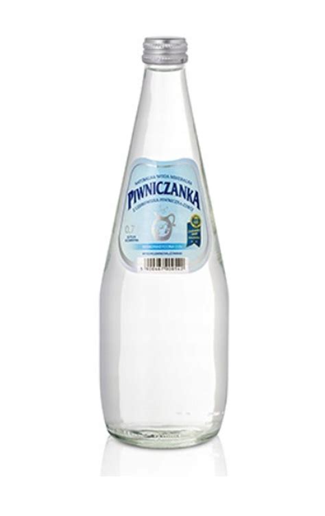 Woda mineralna Piwniczanka niskonasycona 700 ml porównaj ceny