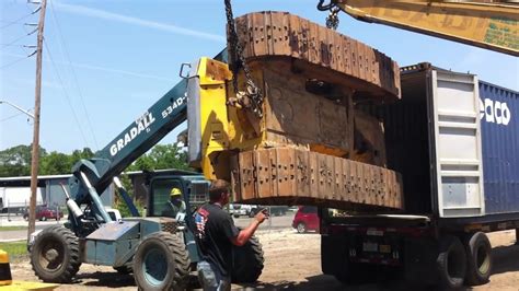 Load Komatsu D65 Bulldozer Into A 40 Foot Container Big Ironmov