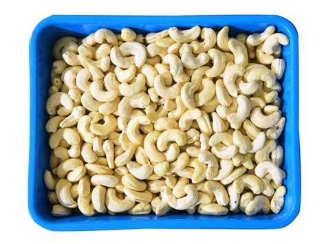 Whole Premium Cashew Kernels W180 At Rs 870 Kg In Cuddalore ID