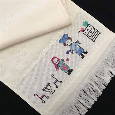 Pin by Vildan DEMİRAY on etamin Towel Tableware Napkins