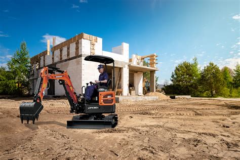 Doosan Lanza La Nueva Miniexcavadora Dx Z De Dos Toneladas Movicarga