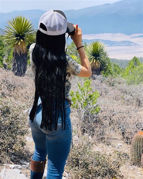 Nallely diaz (@nallely.oficial12) • Instagram photos and videos